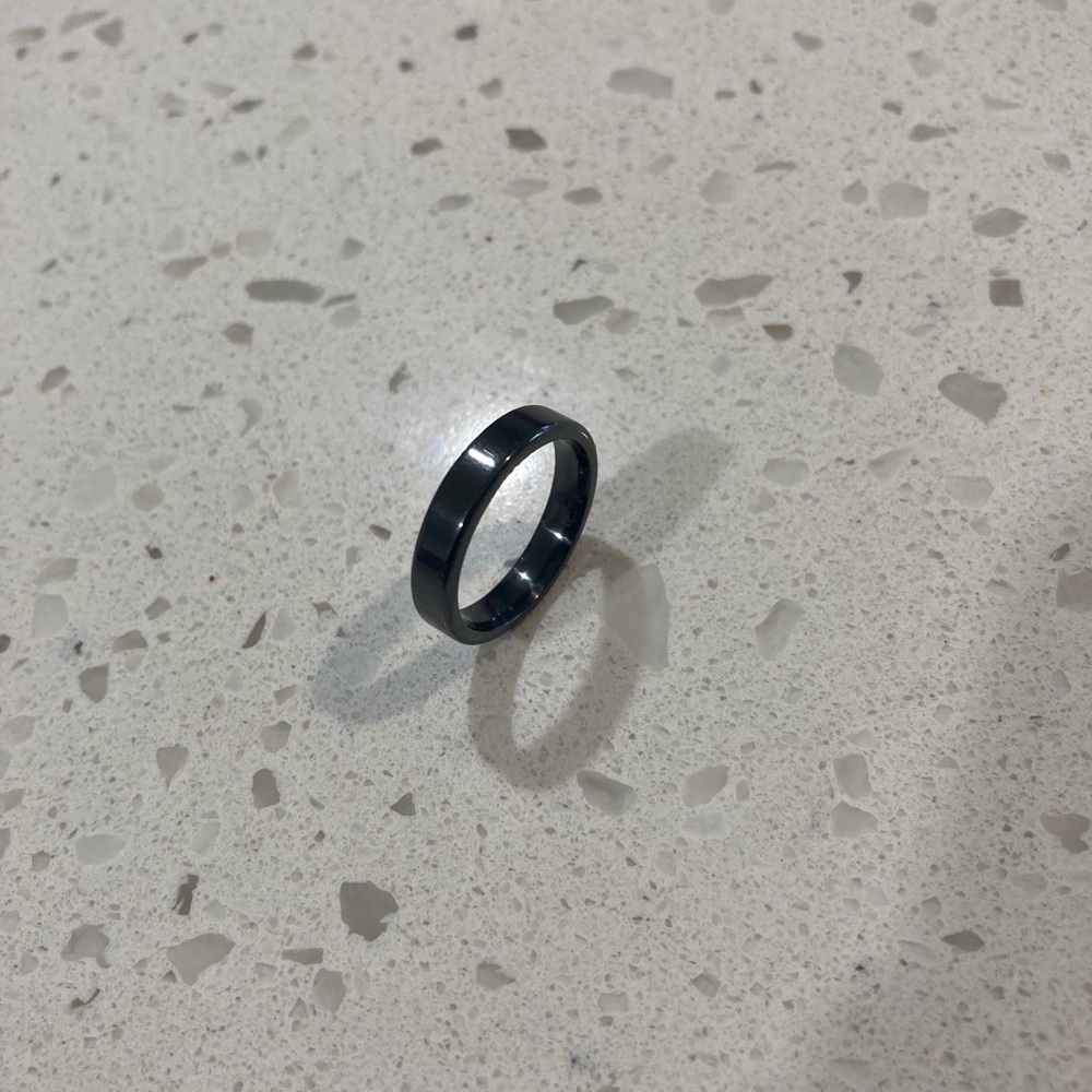 Black Ceramic Ring - image 1